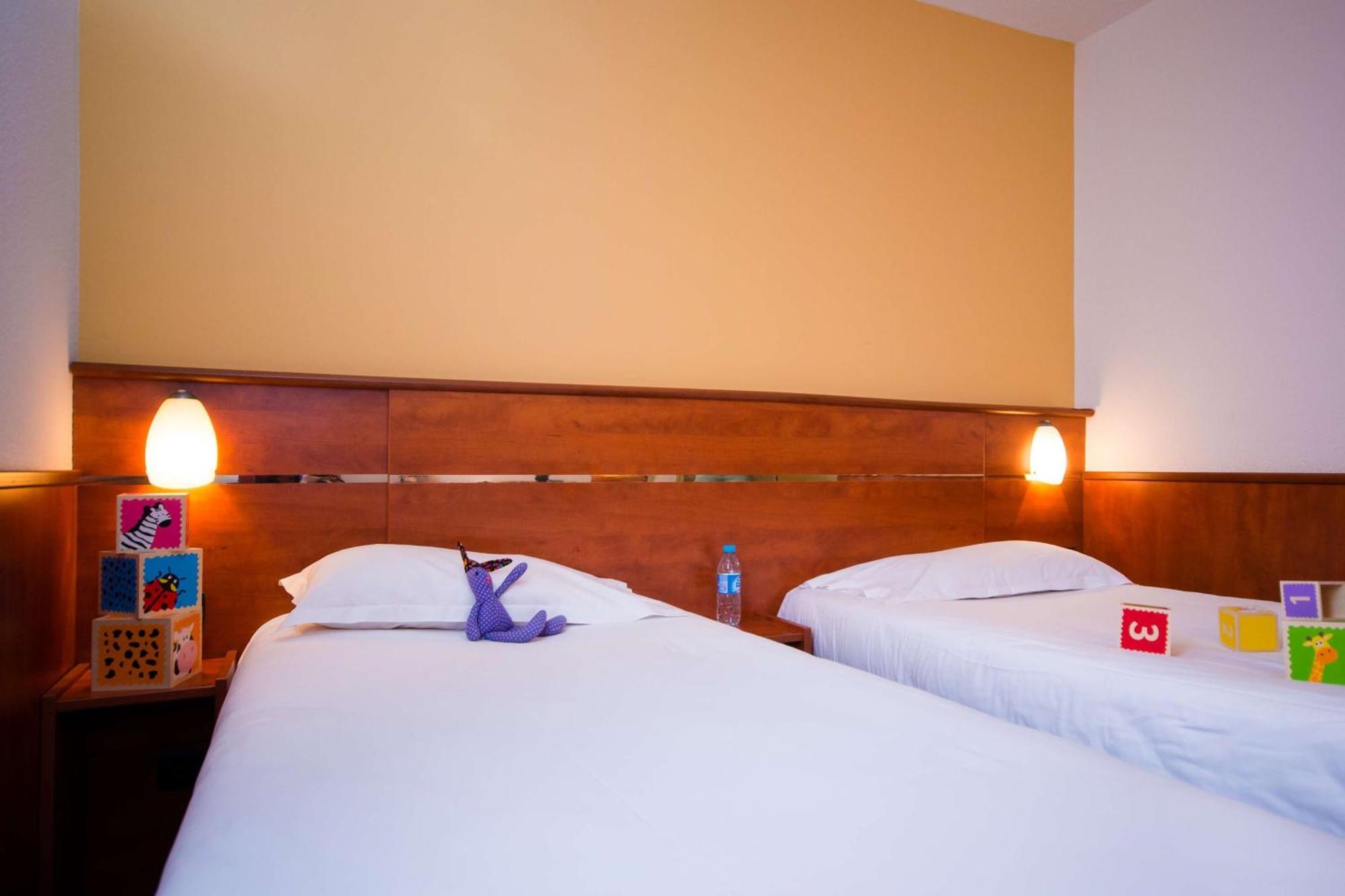 Saint-Grégoire Brit Hotel Rennes St Gregoire - Le Villeneuve מראה חיצוני תמונה