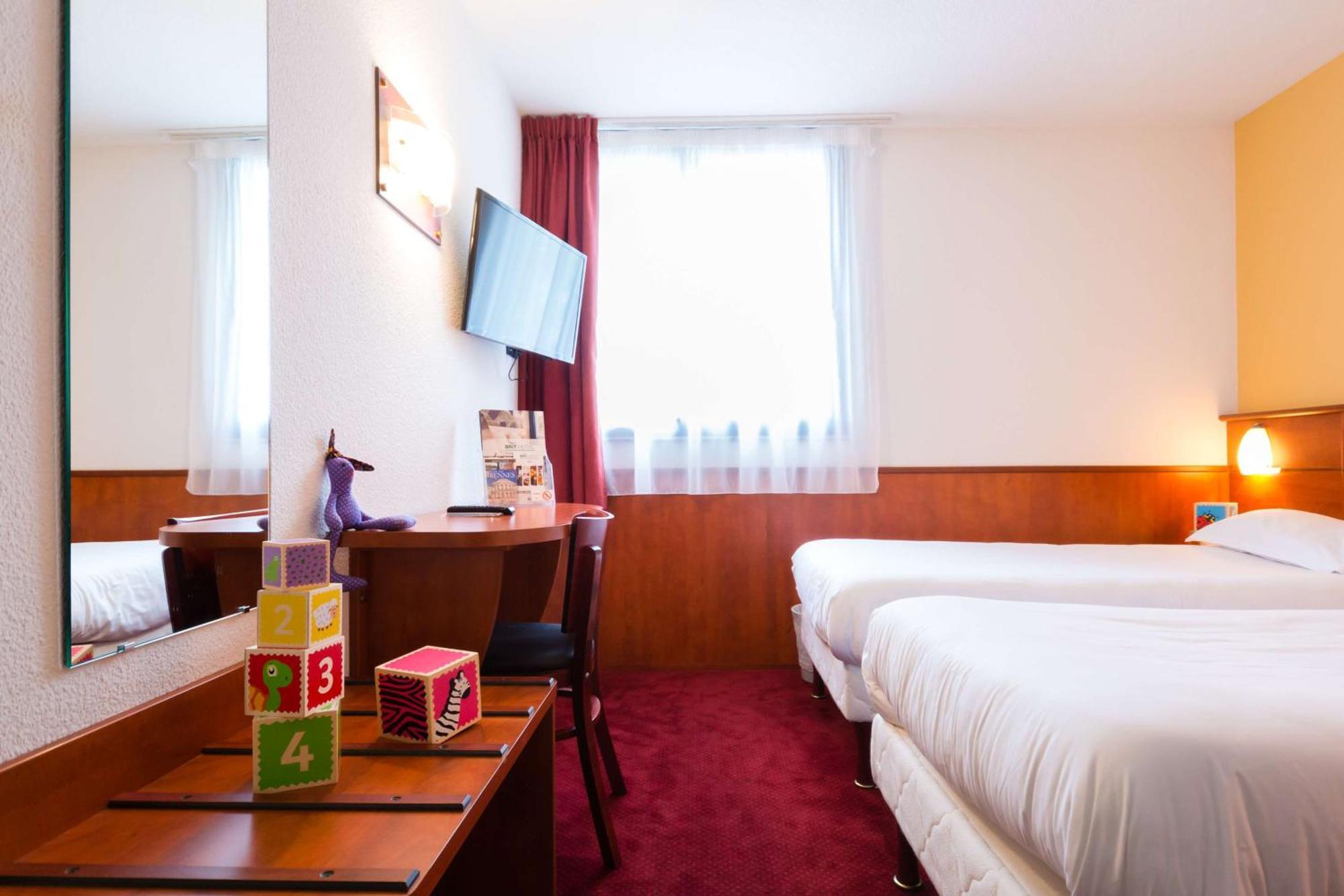 Saint-Grégoire Brit Hotel Rennes St Gregoire - Le Villeneuve מראה חיצוני תמונה